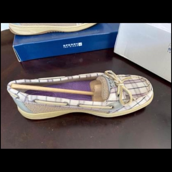 Brand new in box. Sperry Angelfish “Grey Plaid” - Picture 6 of 9